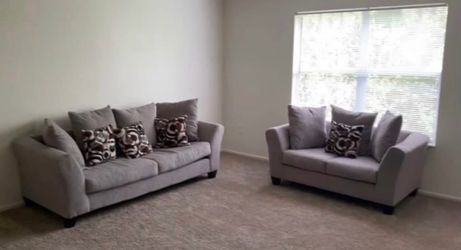 Couch set of 2