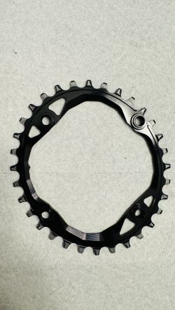 Plato o catalina ovalado (oval chain ring) Absolute BLACK, 32T 104 & 64bcd