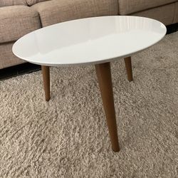 White Coffee table