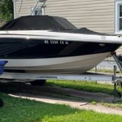 2018 Chaparral 19 H2O Sport Deluxe