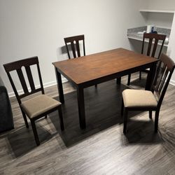 Dining Table Barely Used Pick Up Only 