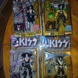 Collectable 1997 KISS Action Figures (All 4)