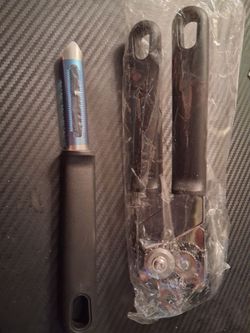 2 pcs set kitchen items new