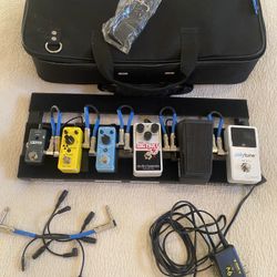 Guitar Pedals With Board & Soft Case
