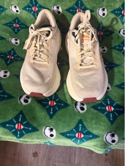Hoka Bondi 8