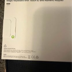 Apple Keyboard with Touch ID and numeric keypad