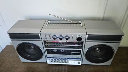 Vintage Sanyo C1 Boombox