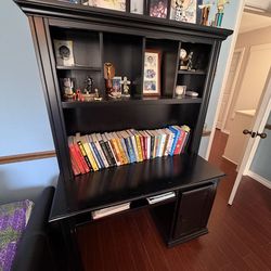 Black Wooden Desk & Bookshelf – Excellent Condition
