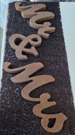 Mr & Mrs Wedding Table Decor