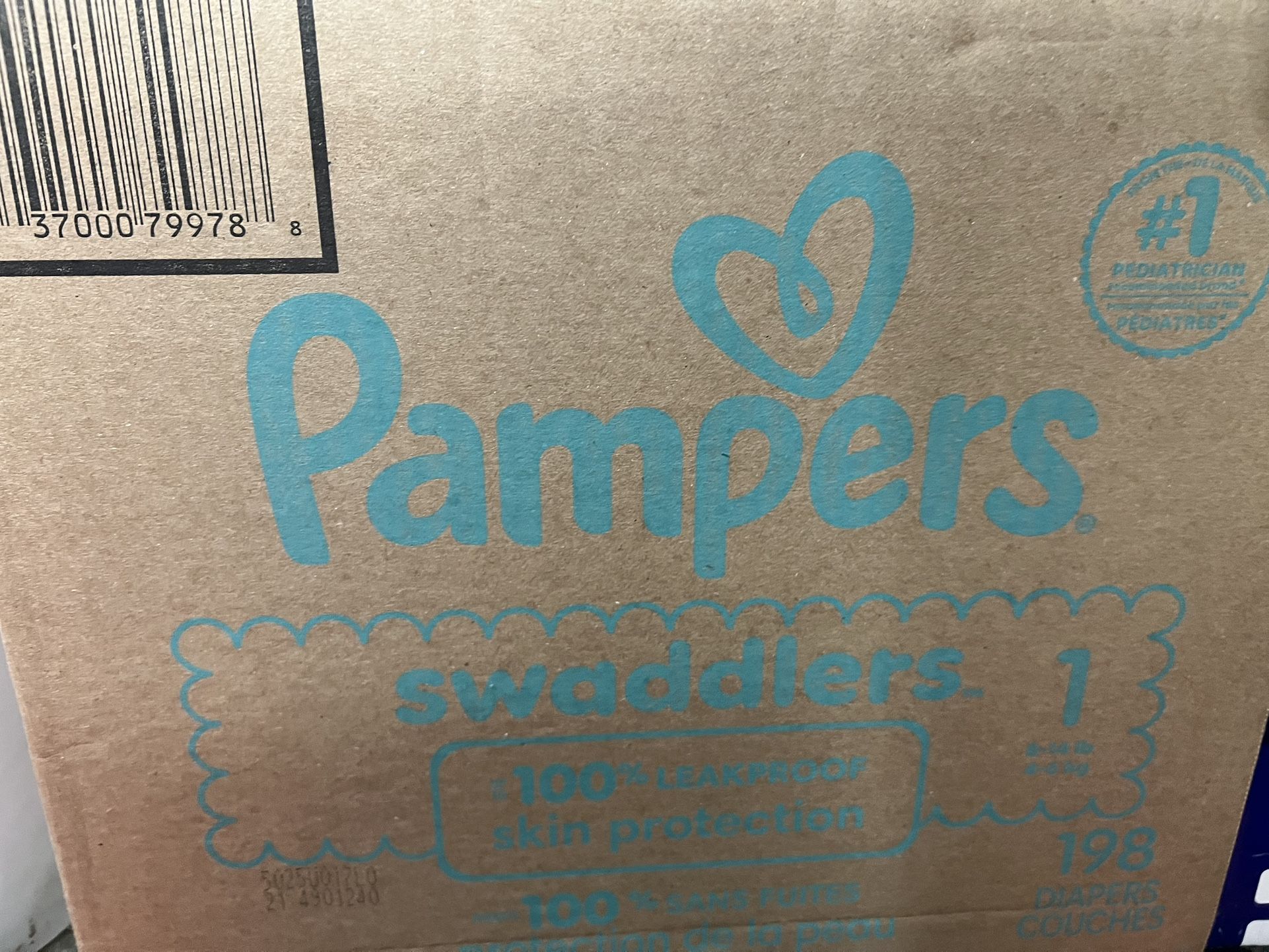 Unopened pampers size 1 198 count