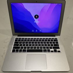 MacBook Air in Excellent condition 