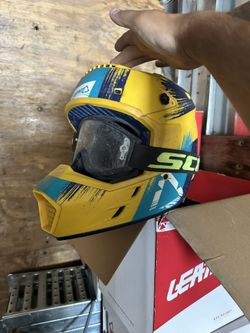 Dirt Helmet