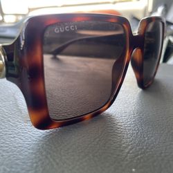 Authentic Gucci GG1692S 002 Sunglasses – Tortoise Shell / Gold GG Logo