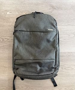 Incase City Compact Backpack - Excellent Condition Heather Black Tech Commuter Laptop Bag