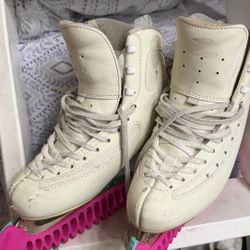 Ice Skates 