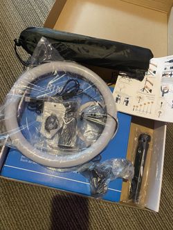 12” LED RINGLIGHT with 6ft tripod, desk tripod, Phone Holder and Bluetooth remote