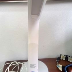 LED Table Lamp with RGB color wheel