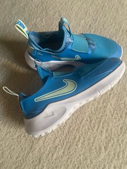 NIKE Flex Runner 3, Youth, size 3.5, great condition