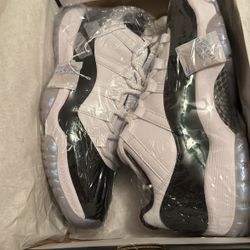 Emerald Jordan 11 Lows 