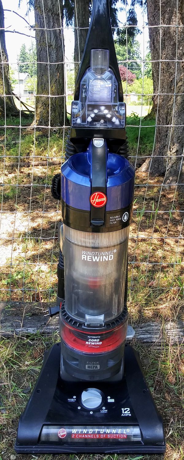 Hoover WindTunnel 2 Bagless Upright Vacuum for Sale in Yelm, WA OfferUp