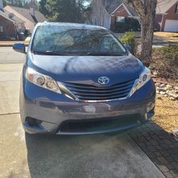 2015 Toyota Sienna