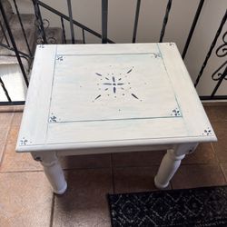 Accent Table Wood 