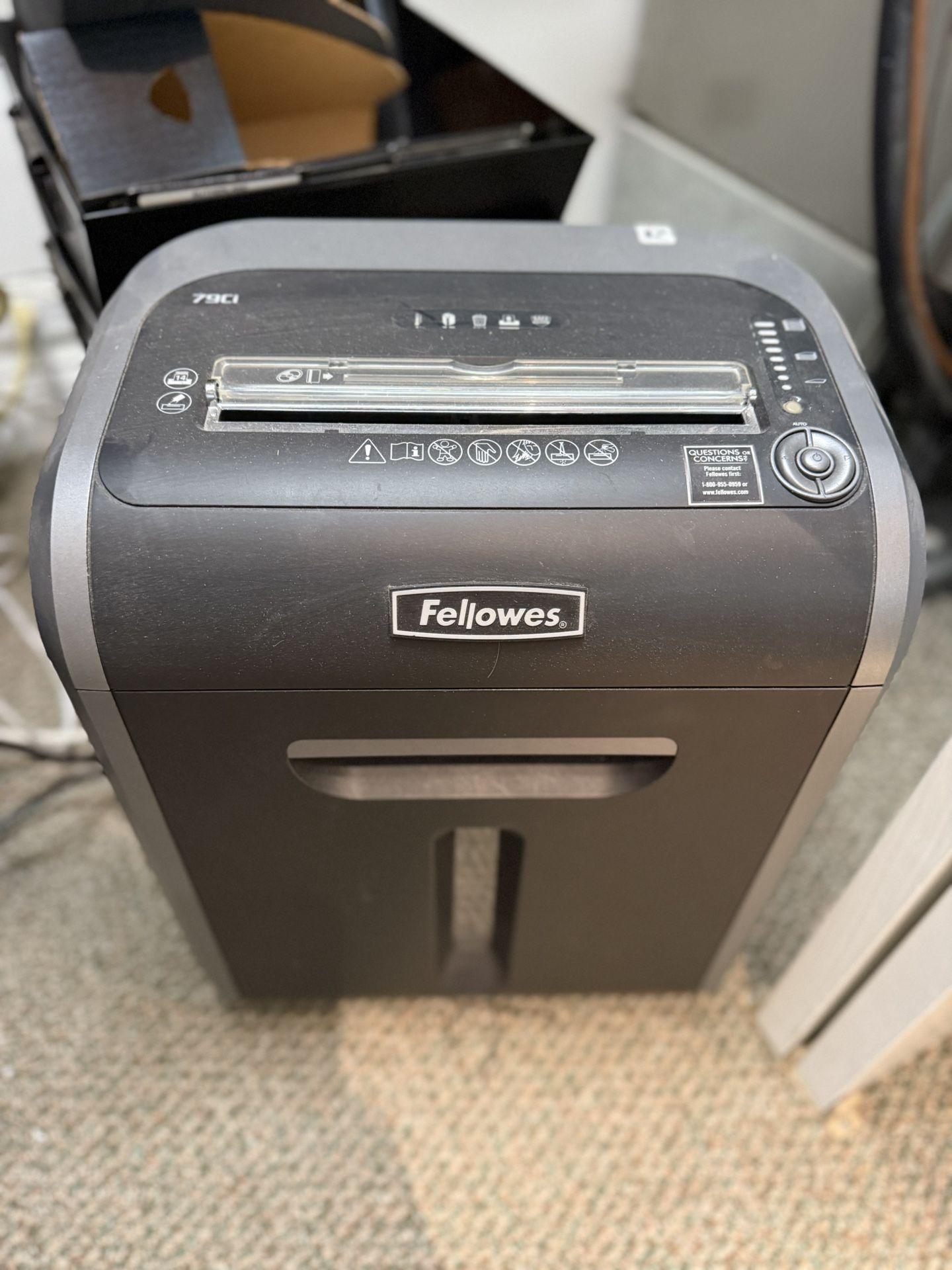 Fellows 79Ci Paper Shredder