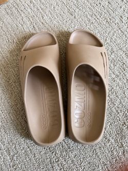 ECCO Cozmo Slide Sandals