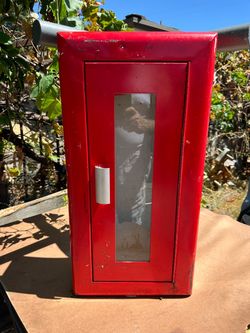 FIRE EXTINGUISHER CABINET USED METAL