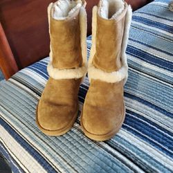 Ugg Boots-NEARLY NEW!!! Only Worn Twice!!