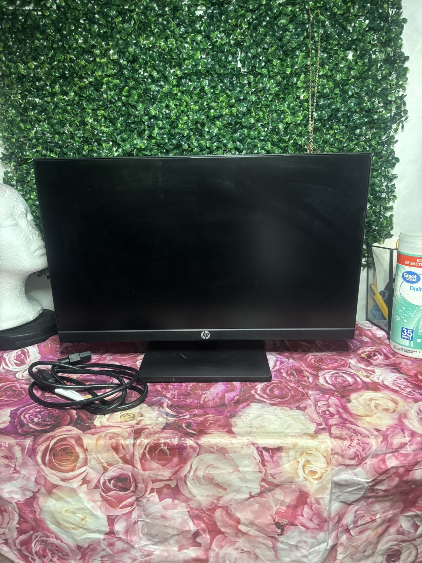 HP P22h G4 21.5” Monitor