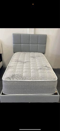 Twin mattress