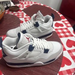 Nike SB x Air Jordan 4 