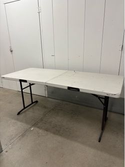 Folding Table / Portable Table