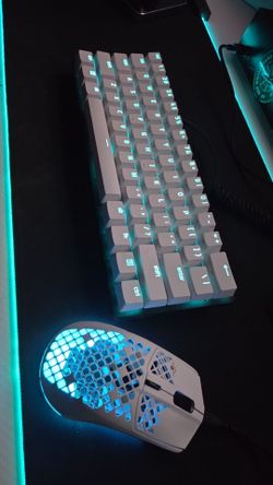 Razor Huntsman Especial edition keyboard