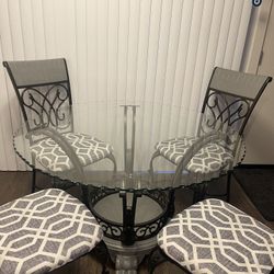 Dining Table Set With 4 Chairs 