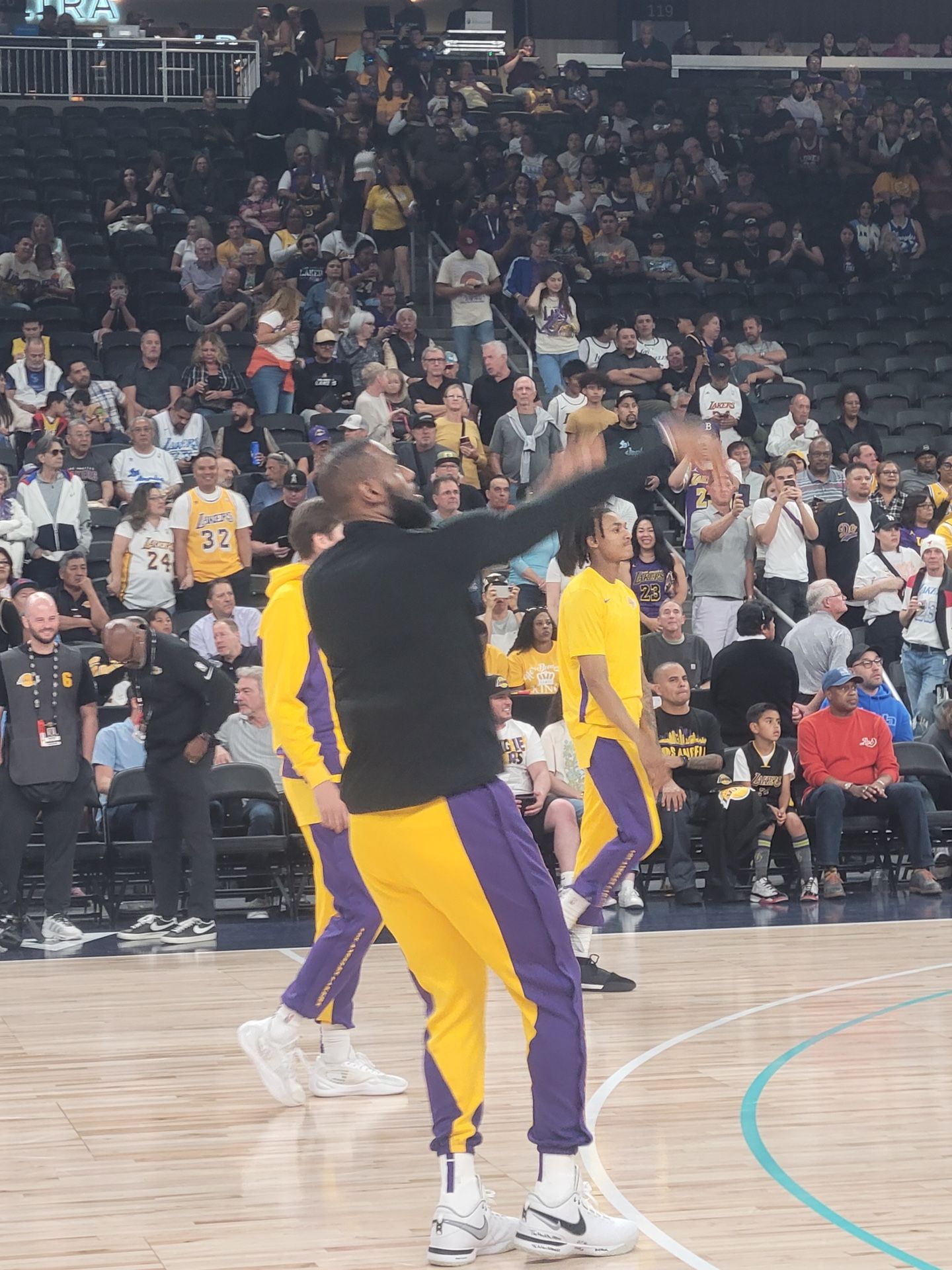Lakers Tickets