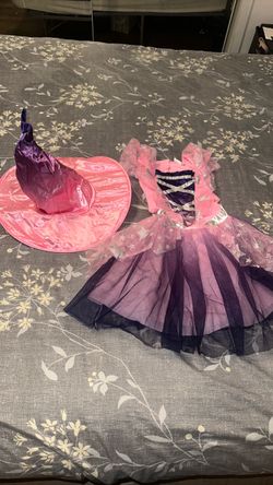 Free Girls costume