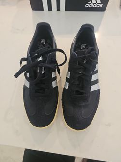 Adidas Sneakers