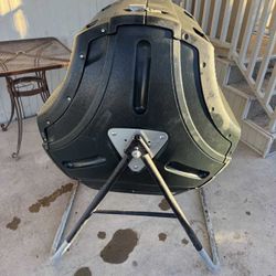 Lifetime Rotating Compost Bin for Soil Plants Composting Gardening