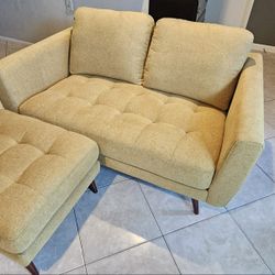 Living Spaces Couch And Otomana