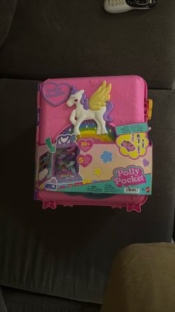 POLLY POCKET DOLLS RESORT ROLL PLAYSET