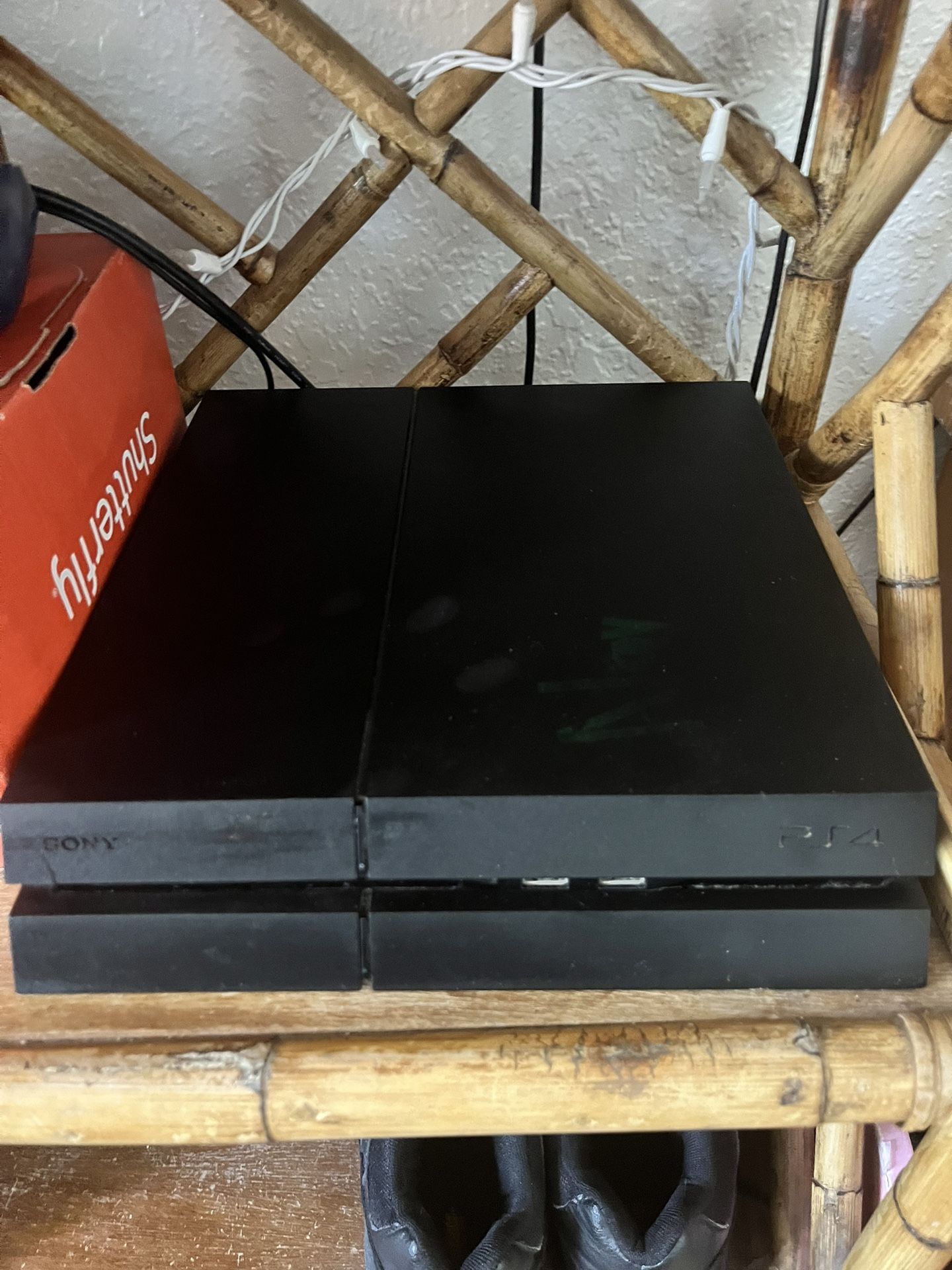 PS4 with 2 Dualshock Controllers
