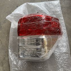 Toyota 4Runner 2010-2013 Rear Light