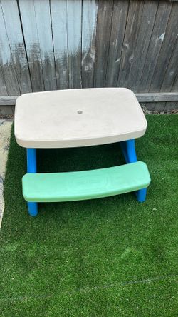 Little Tikes Table