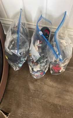 Legos for sale 30 bucks