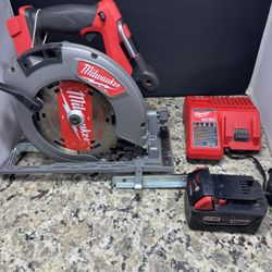 Milwaukee Circular Saw 