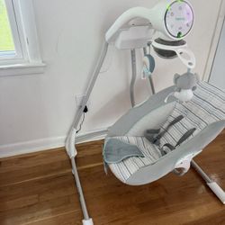 Baby swing 