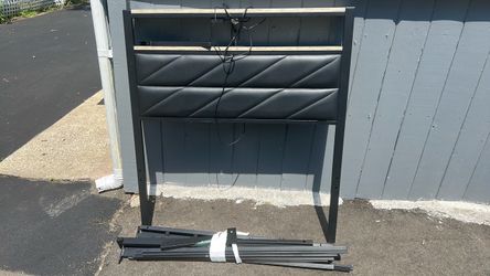 Bed in like-new condition
