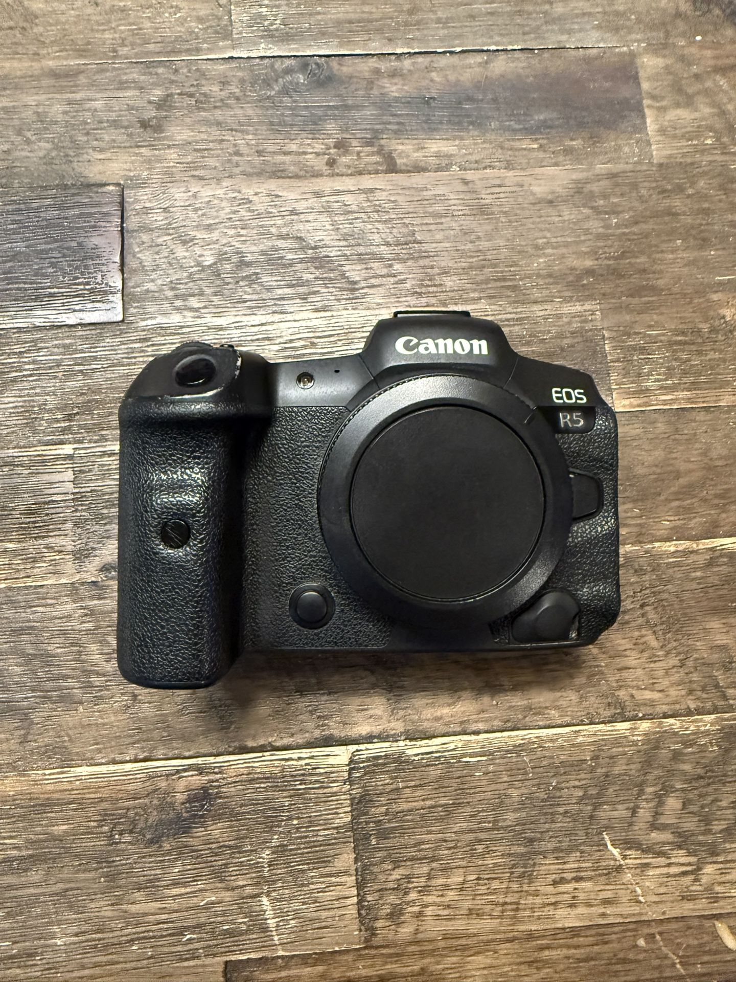Canon R5